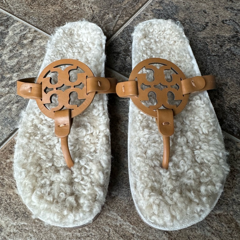 Tory Burch Miller Cloud Shearling Sandals- Neutral, Women’s Size 8.5